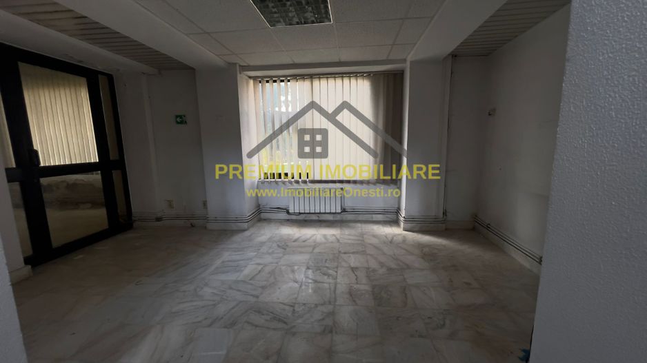 CLADIRE DE BIROURI - Poză 8