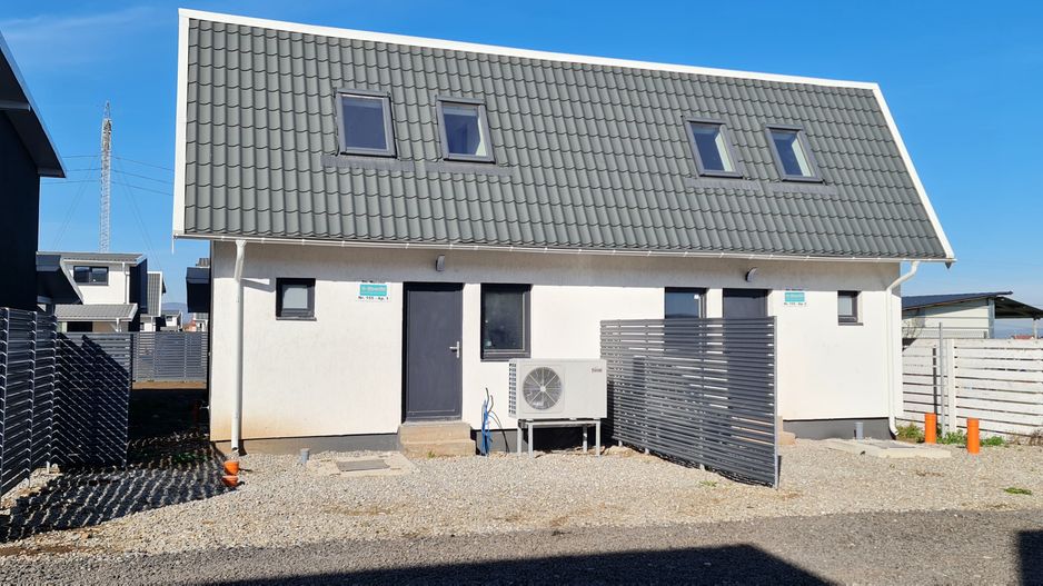 Casa finalizata intabulata in Cartier Izvor Tarlungeni Brasov - Poză 8