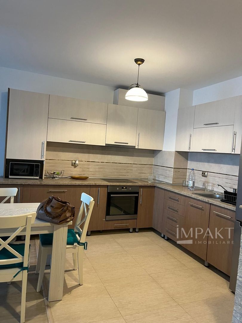 Apartament cu 3 camere in zona Parcului Central (Platinia) - Poză 3