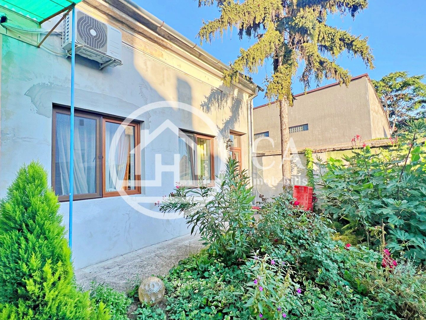 Apartament cu 2 camere de vanzare Ultracentral, Oradea. - Poză 1