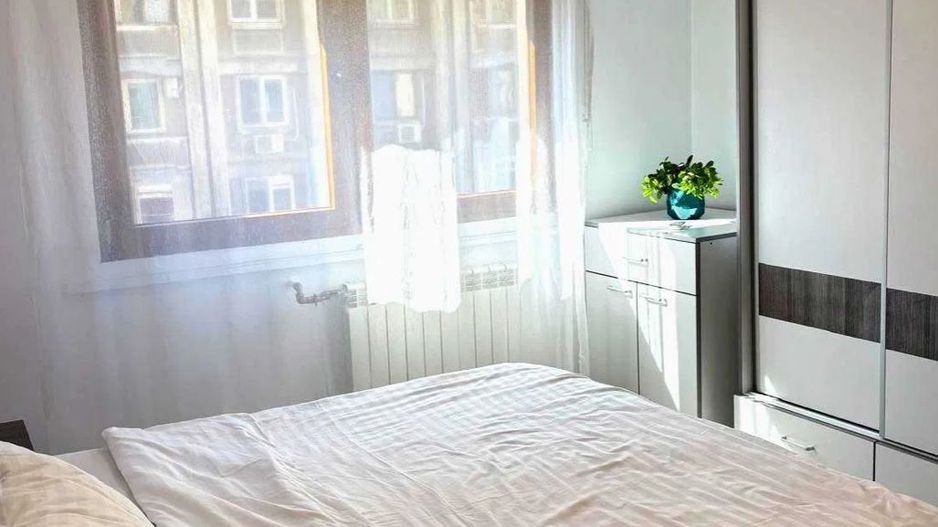 AP. 2 CAMERE CALEA VICTORIEI- BUCATARIE INCHISA, MOBILAT/UTILAT MODERN - Poză 4