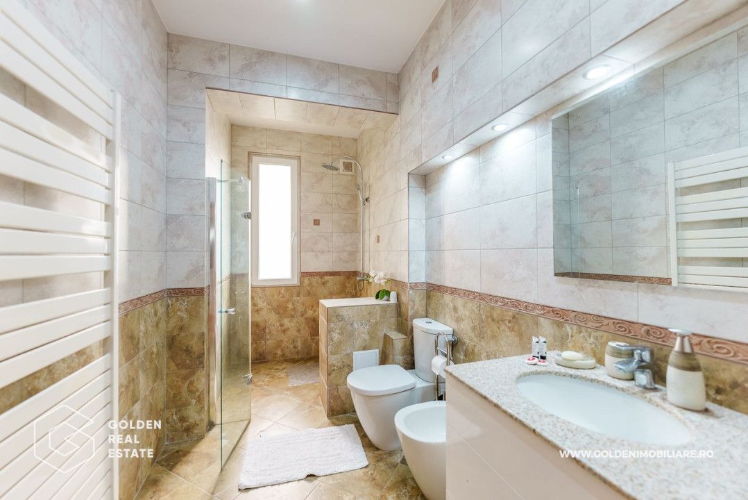 Oportunitate de investiție, vila pretabila pentru  afacere de familie - Poză 7