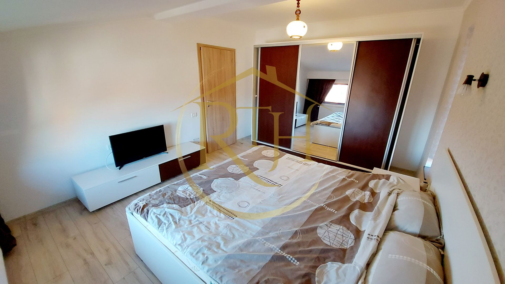Oferim spre inchiriere apartament cu 2 camere, zona Centrala, Giroc - Poză 2