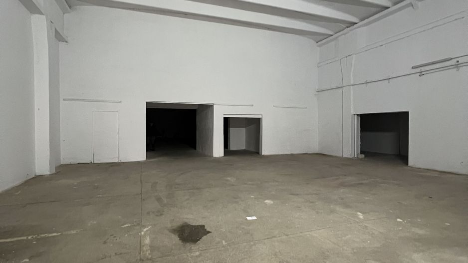 Hala in oraș pentru diverse activități - Poză 1