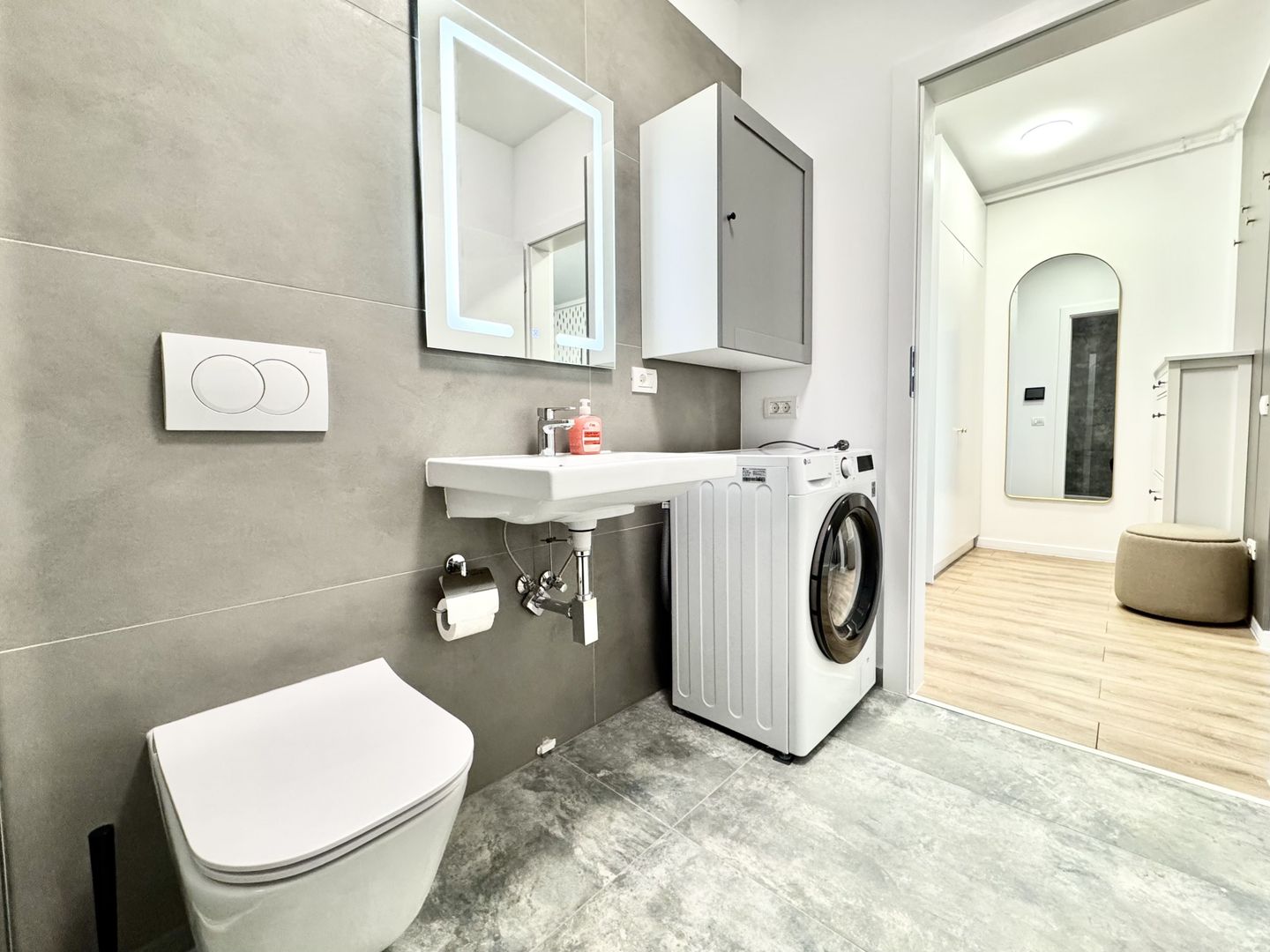 Apartament elegant, prima închiriere, zona Torontalului - XCITY TOWER - Poză 17