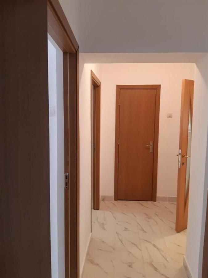 Apartament trei camere nemobilat, Piata Muncii - Poză 2