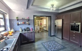 Lux la 5 minute de Iulius Twon - Poză 72