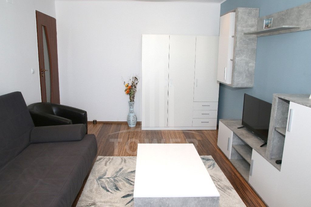 Apartament 3 camere de inchiriat | Zona Cirescia - Poză 1