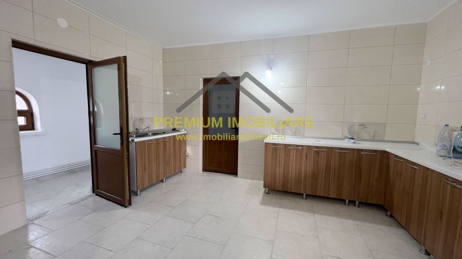 Oportunitate de investiție – Proprietate versatilă în Onești - Poză 9