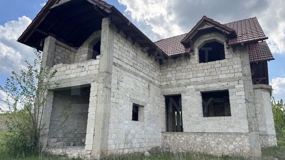 Vânzare, casă 4 camere,  satul Străisteni, com. Băcioi - Poză 5