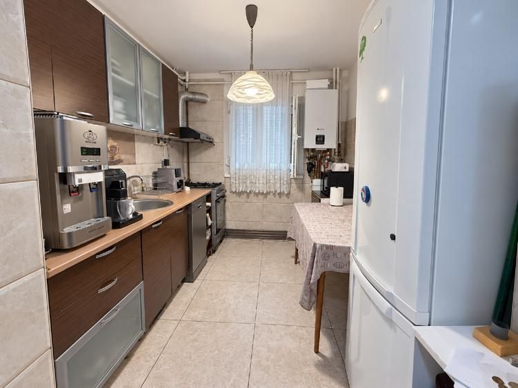 Apartament Sebastian // Ispirescu - Poză 2