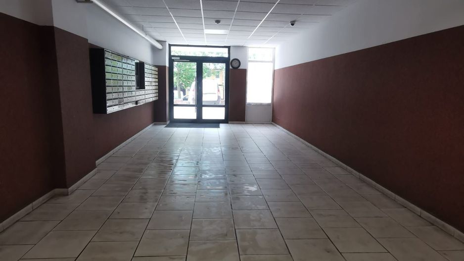 Garsoniera spatioasa mobilata si utilata - Poză 3