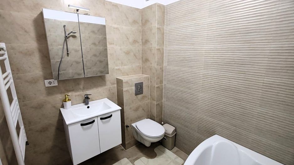 3 camere | 90 mp + curte 45 mp | Mobilat si Utilat Premium | Top - Poză 51