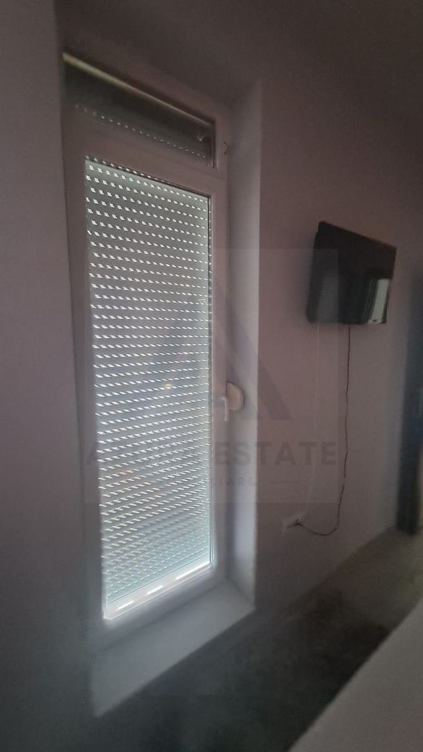 închiriez ap 2 camere - Poză 5
