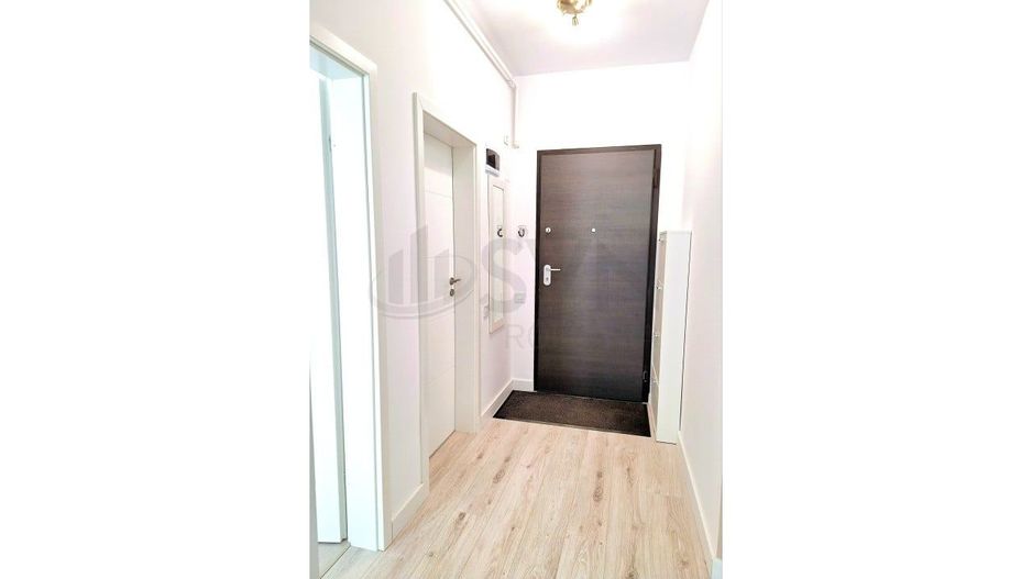 REA1026597 2 Room I Modern I Exigent Plaza - Poză 8
