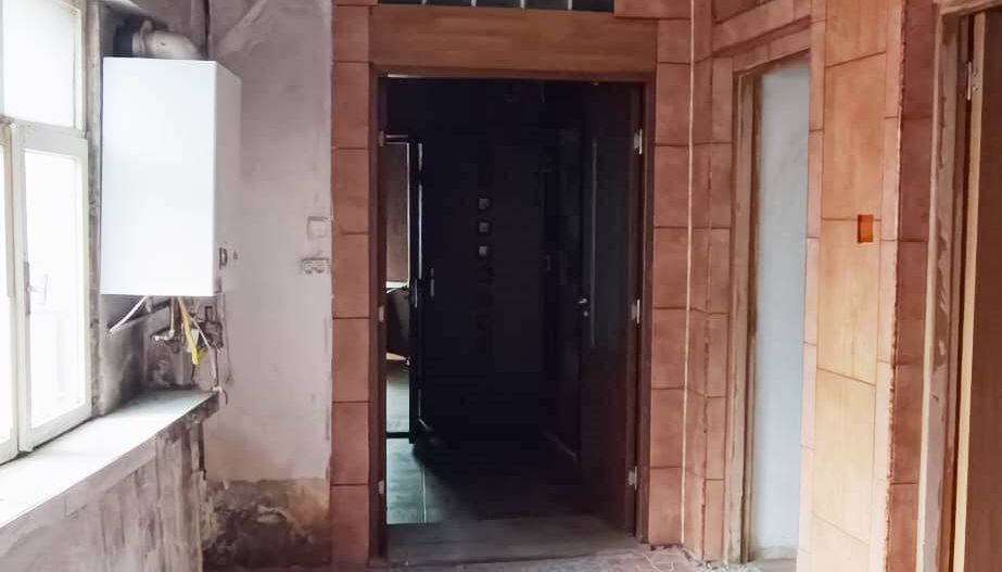 Apartament cu 4 camere si gradina in centrul orasului Brasov - Poză 4