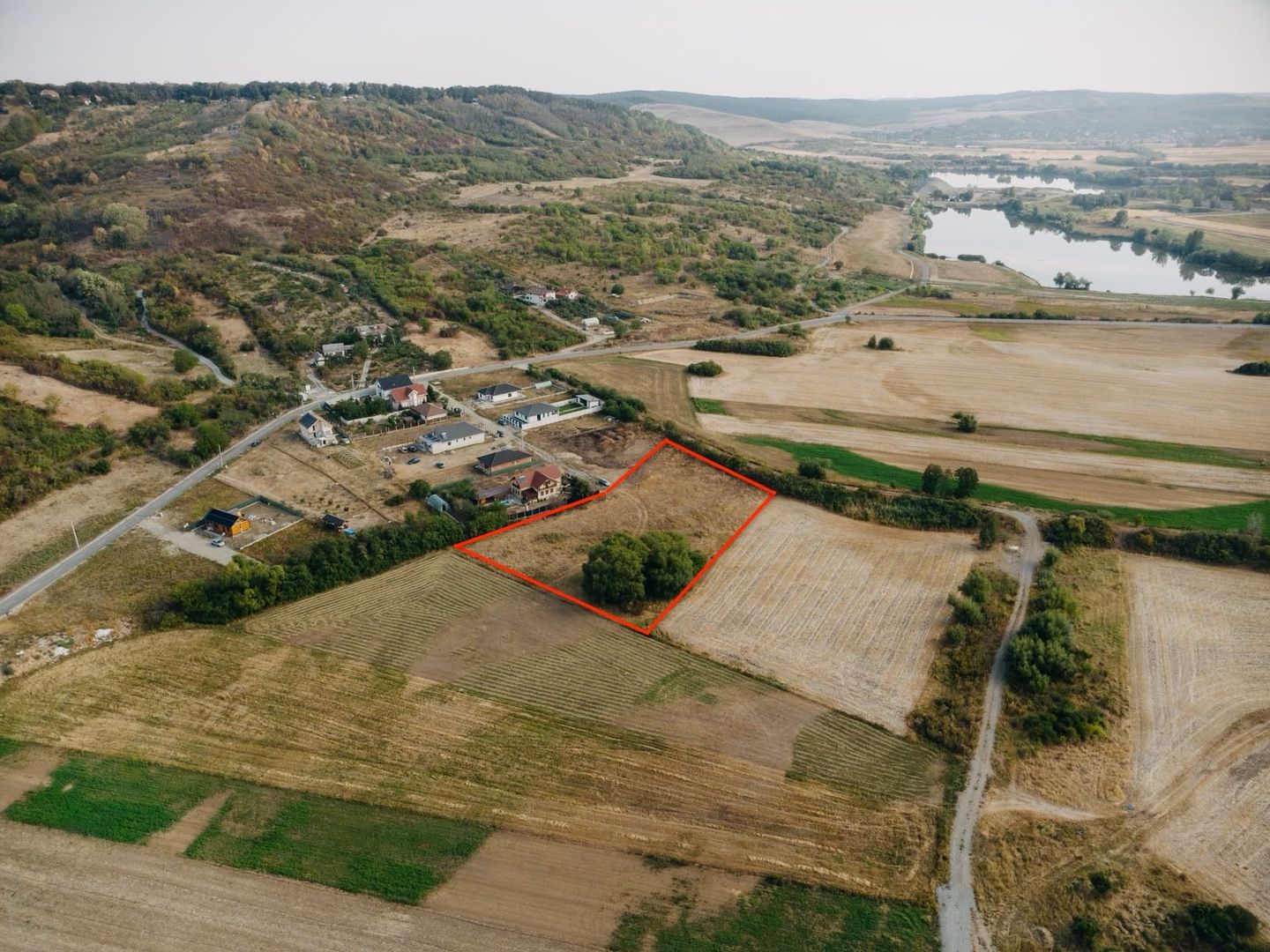 Teren intravilan 5755mp Fughiu, Zona Podgoria - Poză 1