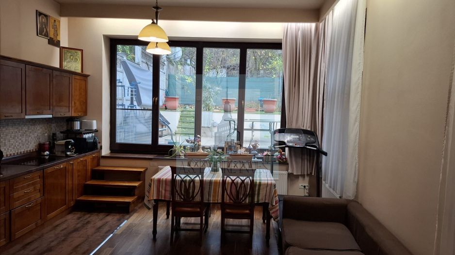 Apartament 4 camere decomandat - zona Centrul Istoric - Poză 8