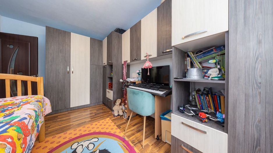 Sacele-Apartament 2 camere+2 locuri de parcare - Poză 8