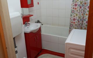 Garsoniera Drumul taberei mobilata si utilata - Poză 6