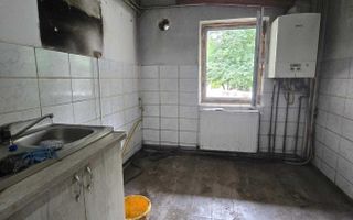 Apartament 3 camere decomandat, strada Neculau - Petru Poni, Iași - Poză 3