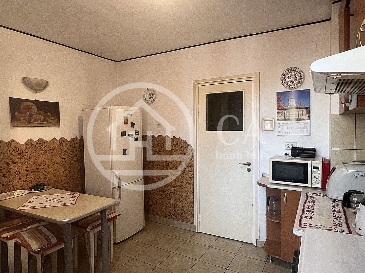 Apartament cu 3 camere de vanzare Central, Oradea. - Poză 11