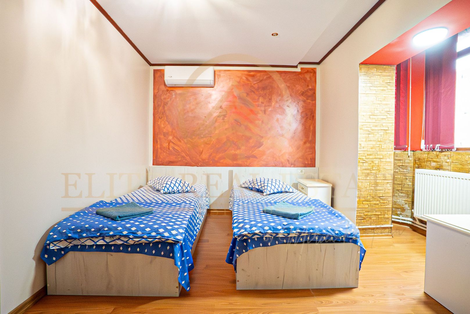 Casă spațioasă cu funcțiune de pensiune – Kamsas - Poză 8