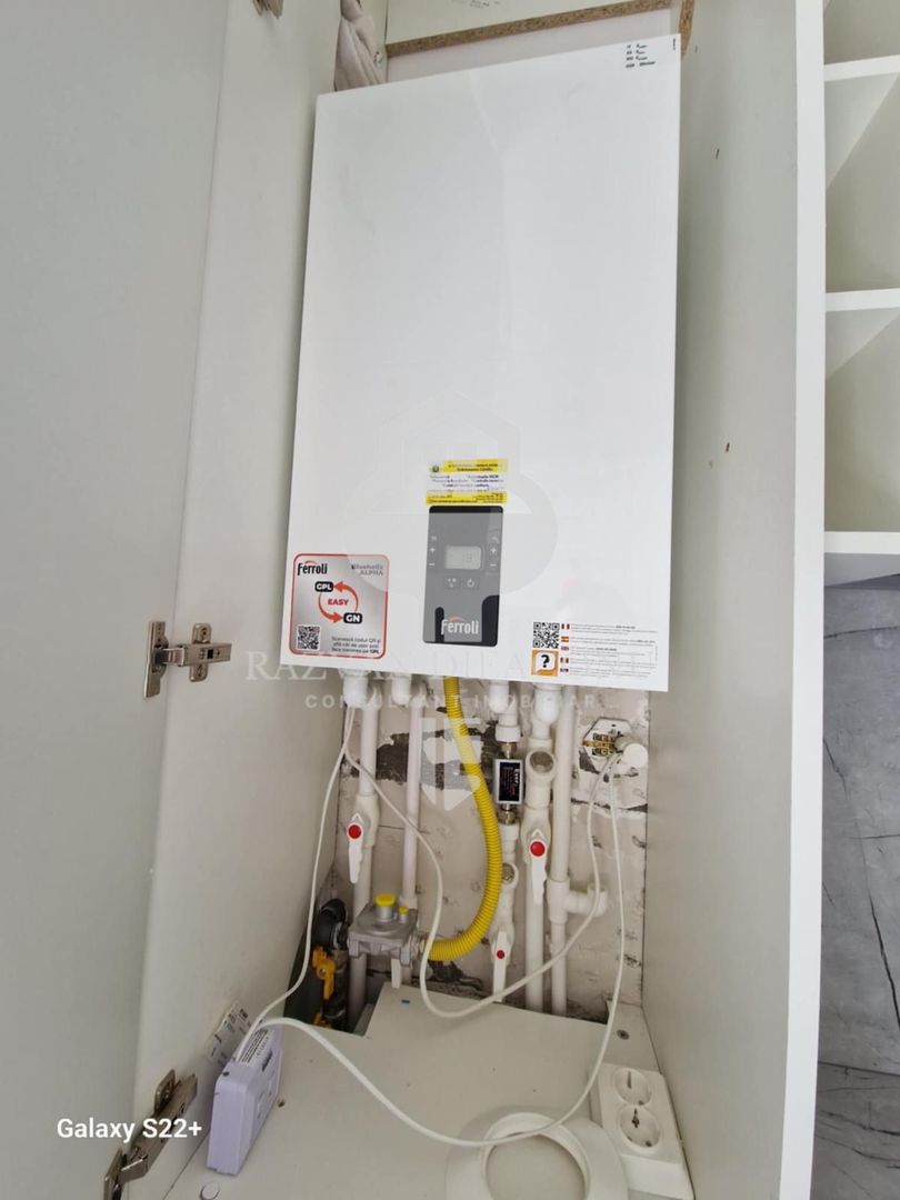 Casă spațioasă, mobilată și utilată în Năvodari Nord-Vest - Poză 2