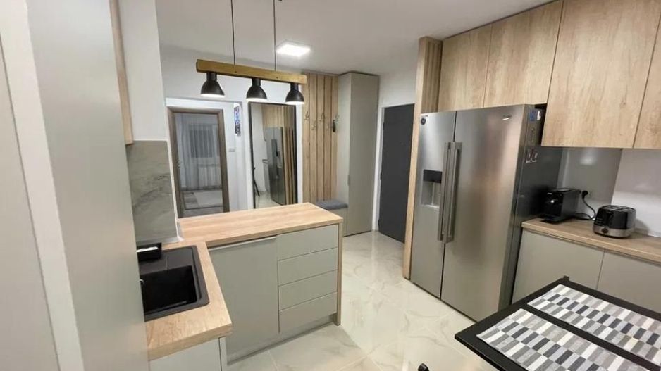 Vanzare Apartament 3 camere, Drumul Sarii Sector 5 - Poză 6