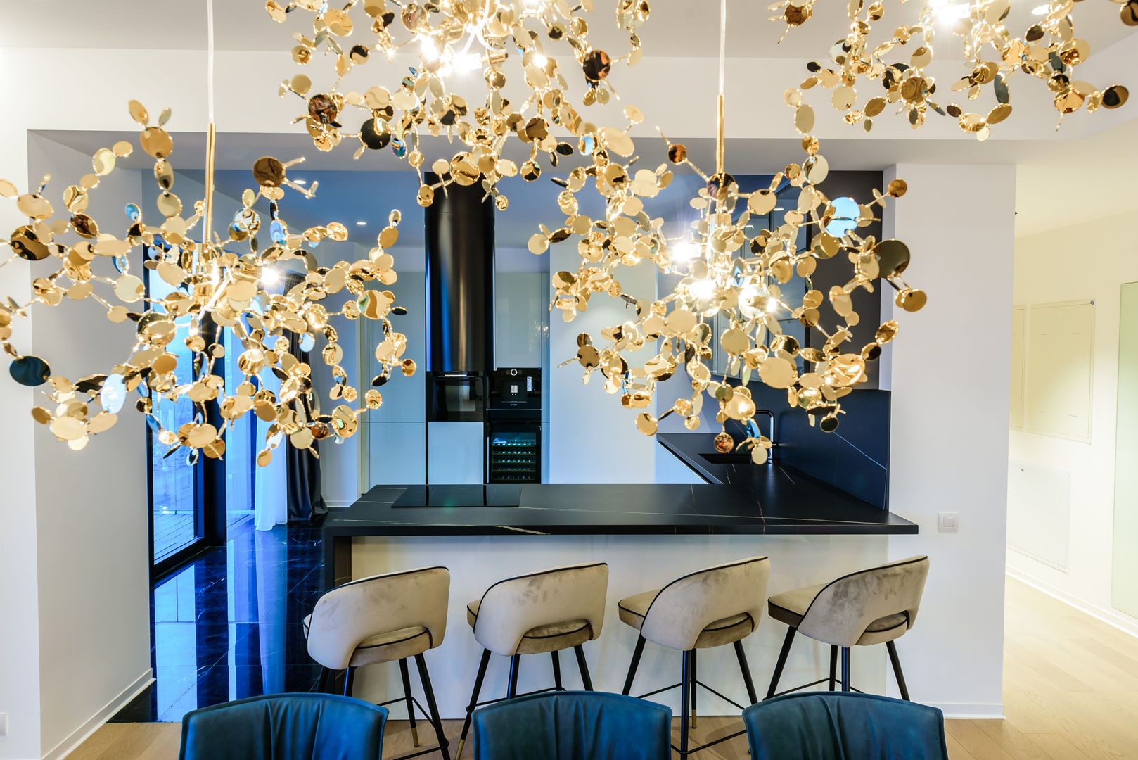 Apartament spațios de 5 camere în zonă exclusivistă, perfect pentru familie - Poză 11