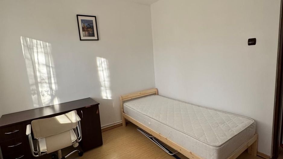 Apartament 3 camere - Poză 2