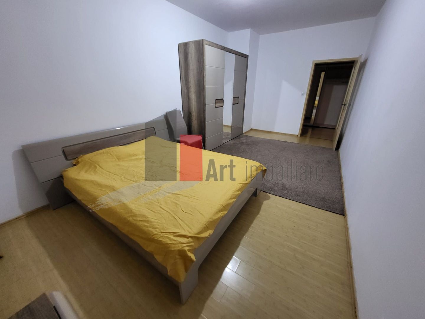 Apartament cu 3 camere de vanzare in zona Straulesti - Poză 18