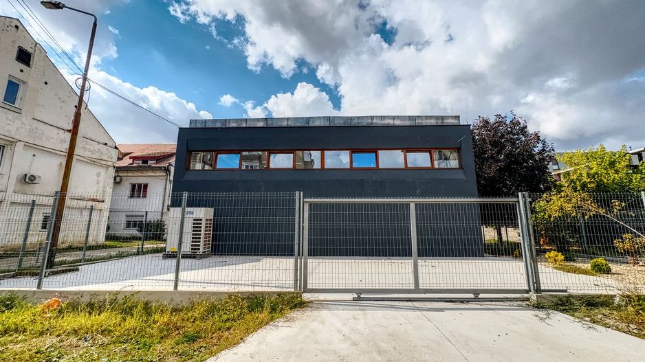 Spațiu comercial de 261mp de vânzare în zona Freidorf - Poză 2