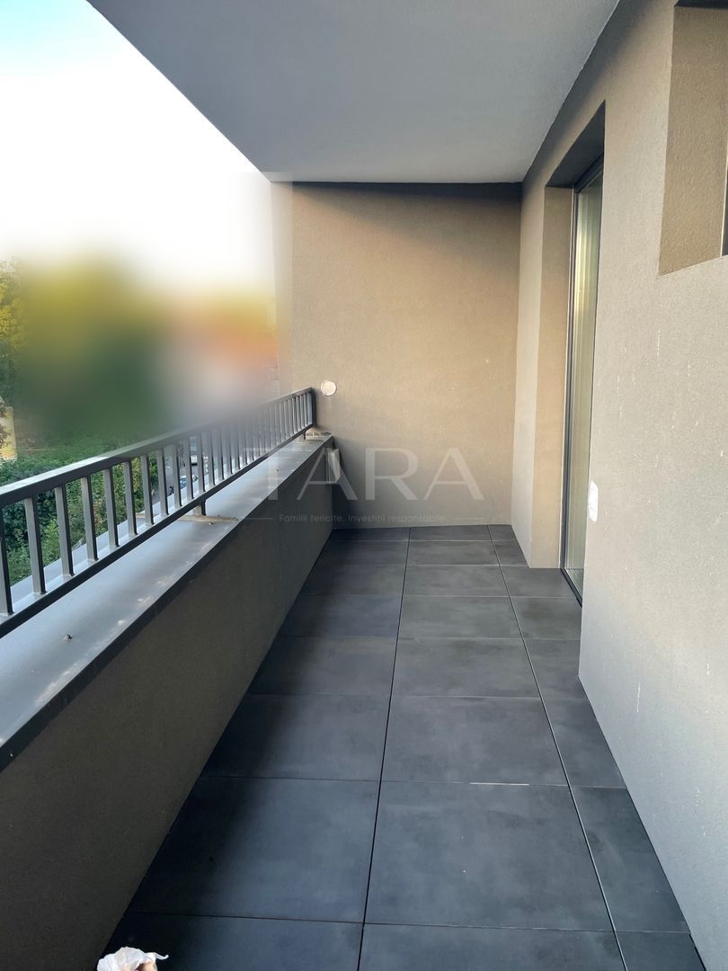 Penthouse cu 3 camere, terasă și rooftop, zona UMF – Hasdeu. - Poză 1