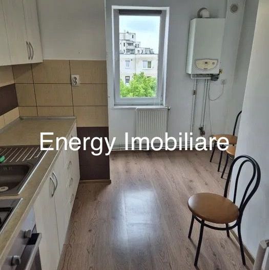 Apartament cu 3 camere,zona Tudor - Poză 5