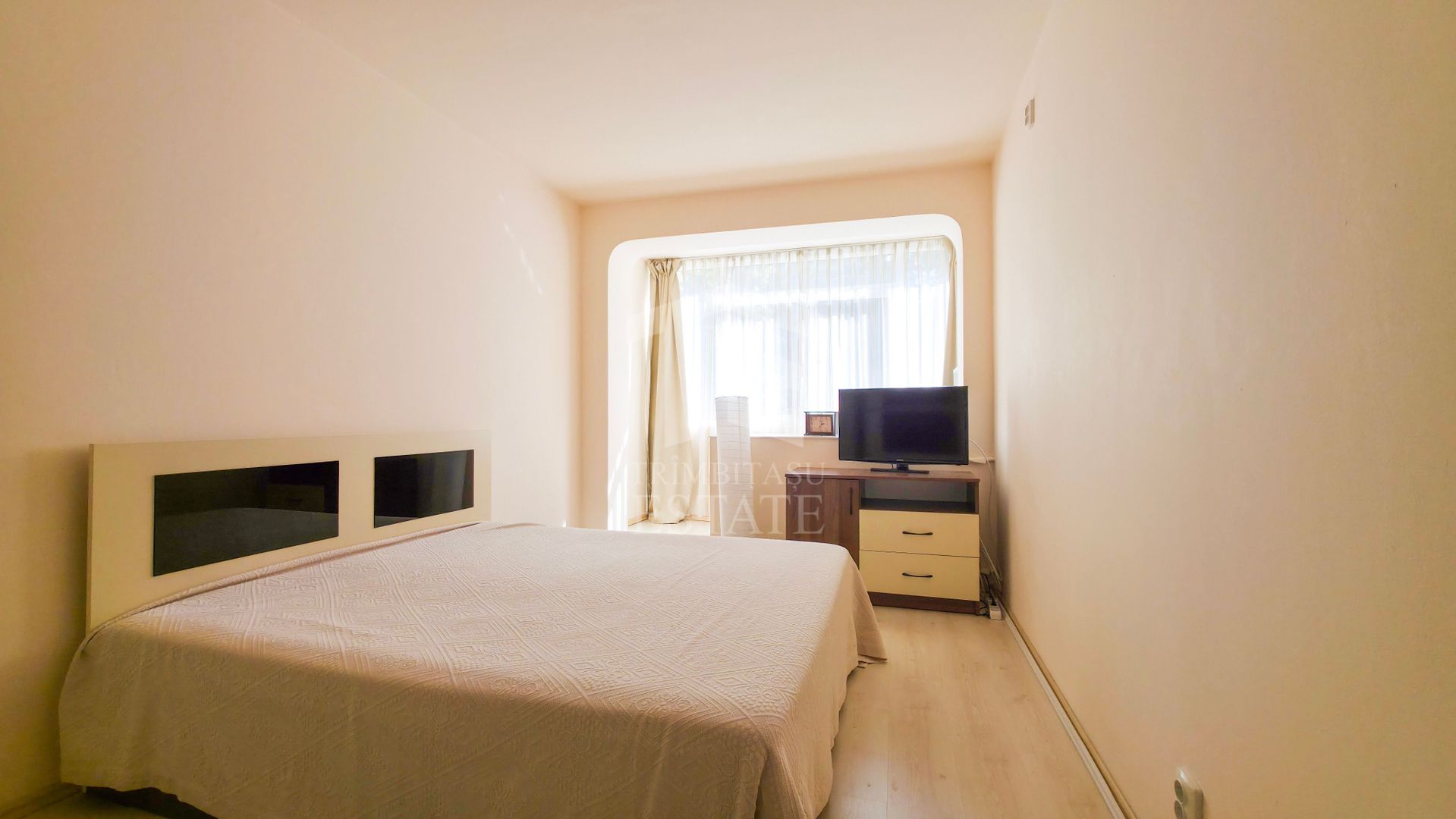 Apartament spațios de 3 camere cu loc de parcare inclus - Poză 15