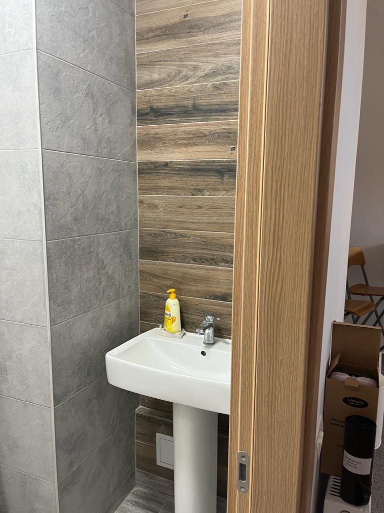 Spaţiu Comercial  Gara de Nord/Str Berzei/180mp - Poză 6