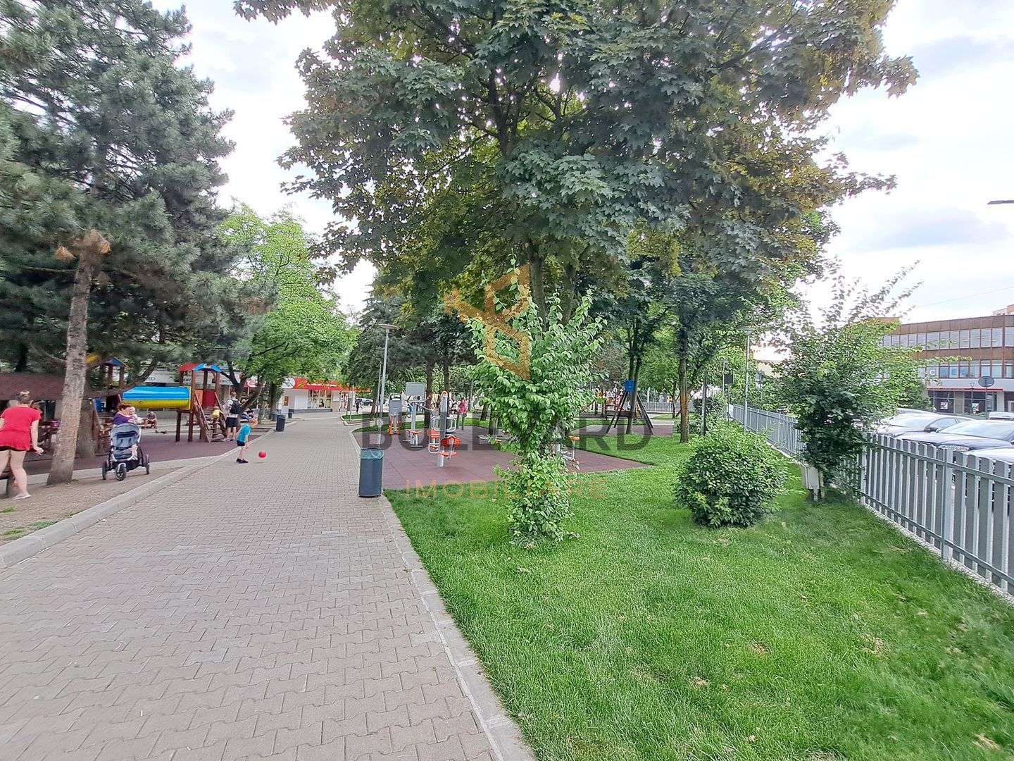 Apartament 3 camere decomandate in Piata Zorilor! - Poză 1