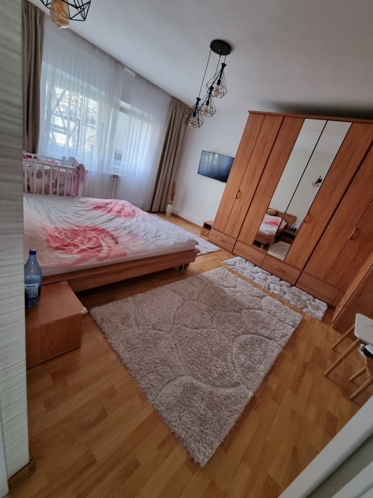 Apartament 4 camere modern - Poză 4