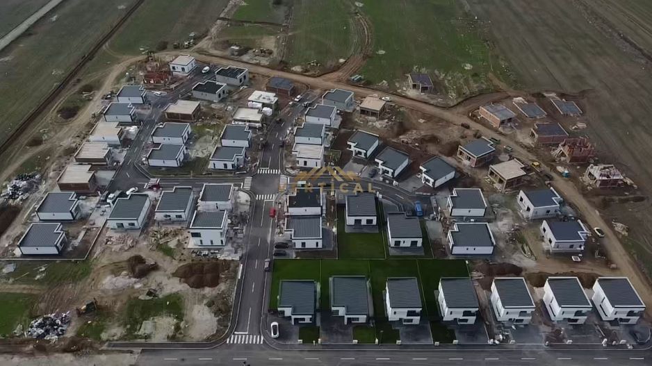 Casa in cartier nou, teren 465mp ,  Berceni - Poză 4