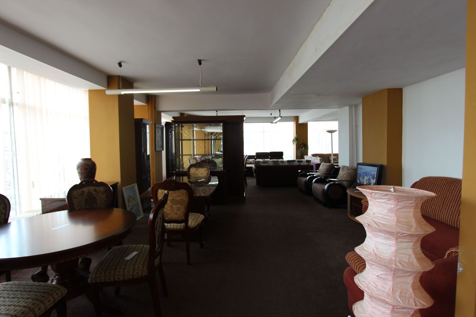 Spațiu comercial - 400 mp la etaj - Nord - Poză 2