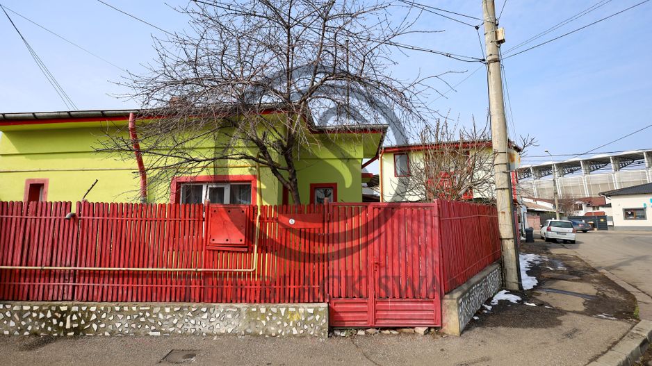 Casă 4 camere de vânzare | Anexa și Garaj | Zona Centrala Ploiesti - Poză 1