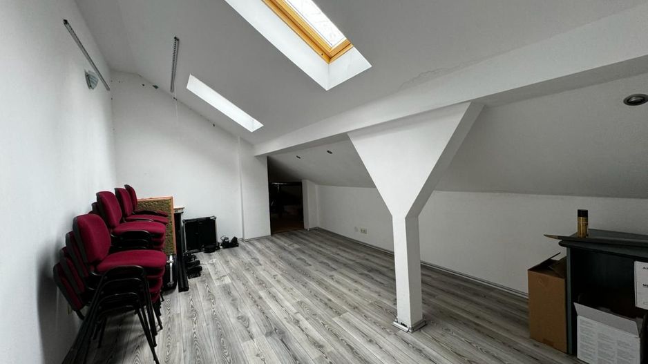 REȘEDINȚĂ EXCLUSIVISTĂ | 8 CAMERE | 4 BĂI | 2 LIVINGURI | TEREN 679 MP - Poză 17