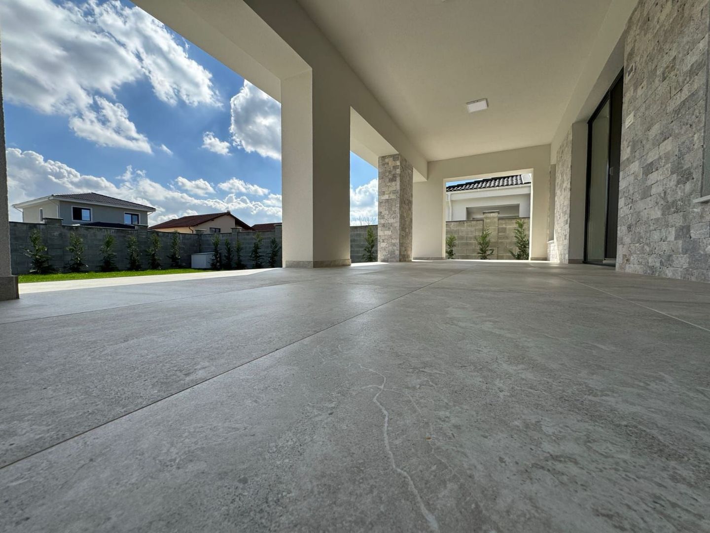 Duplex cu garaj zona Dumbravita - Pădure - Poză 10