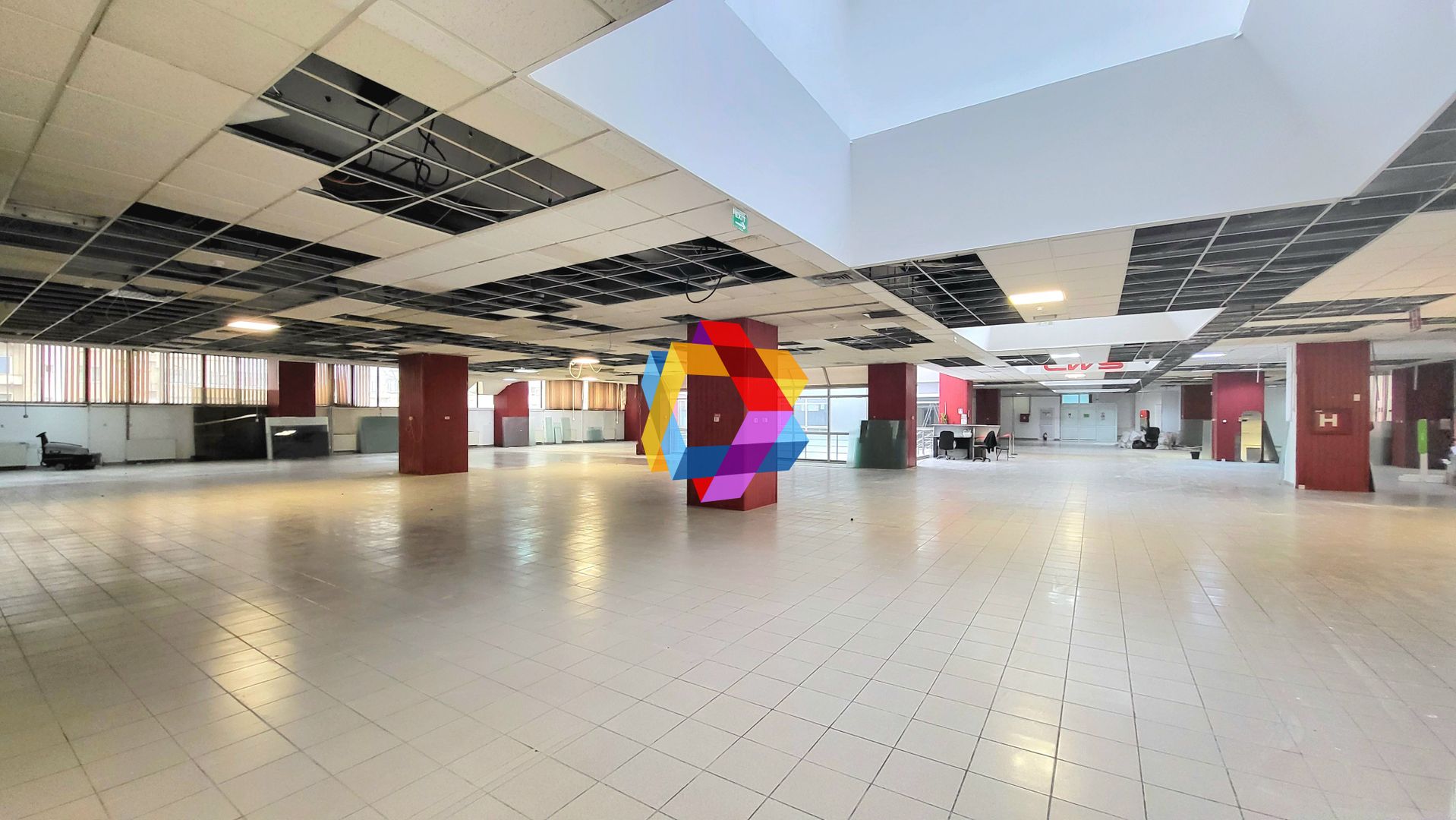 Spatiu comercial în galerie comerciala - 550 mp - Poză 1