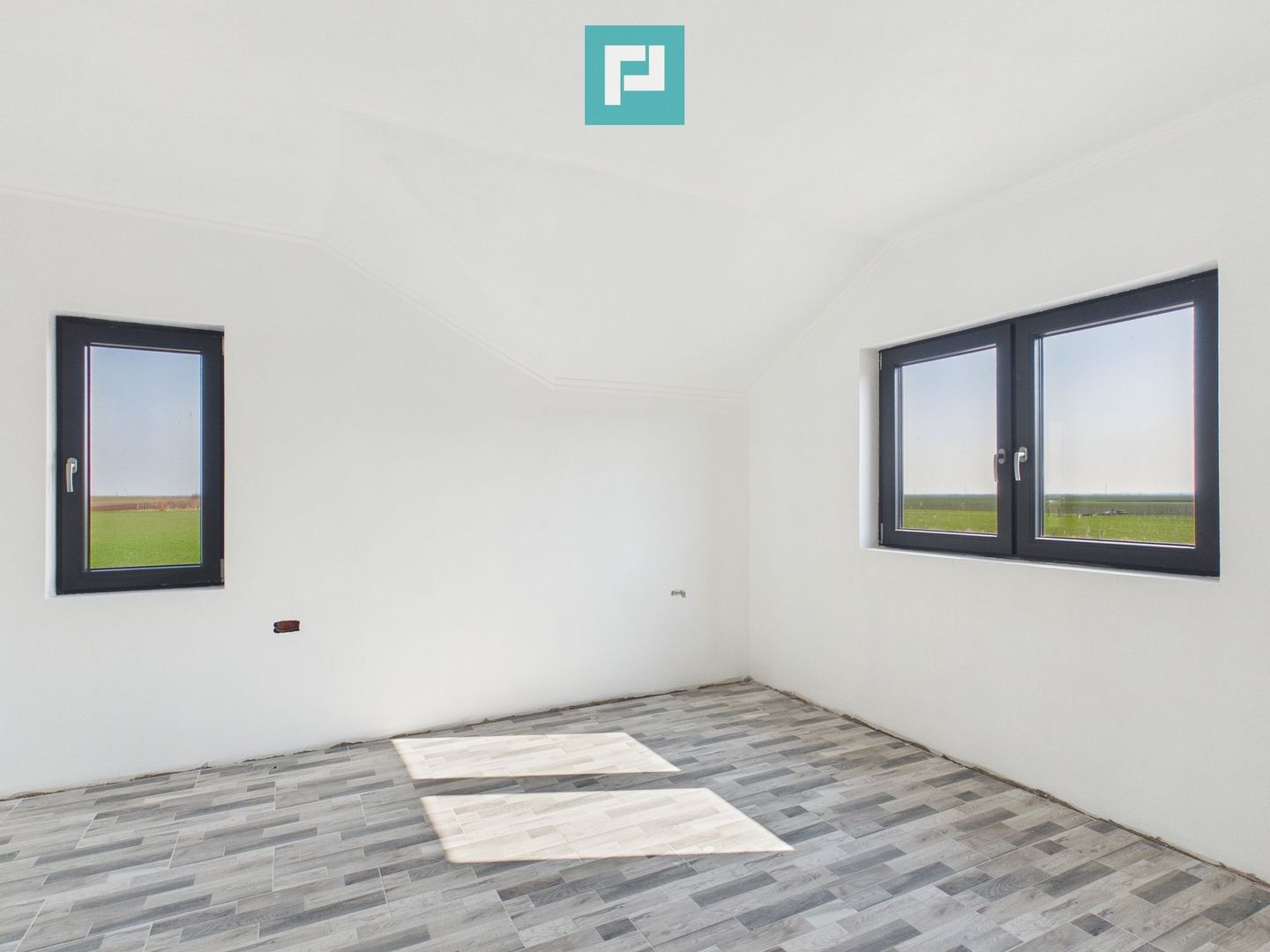 Casă nouă, finisată interior, 130mp utili Curtici - Poză 8