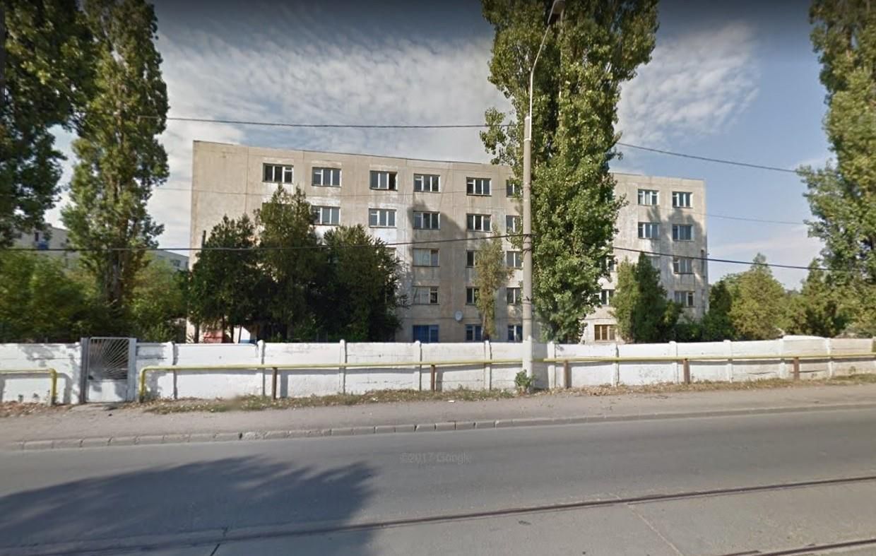 Camin nefamilisti Ploiesti Mihai Bravu 77 camere - Poză 1