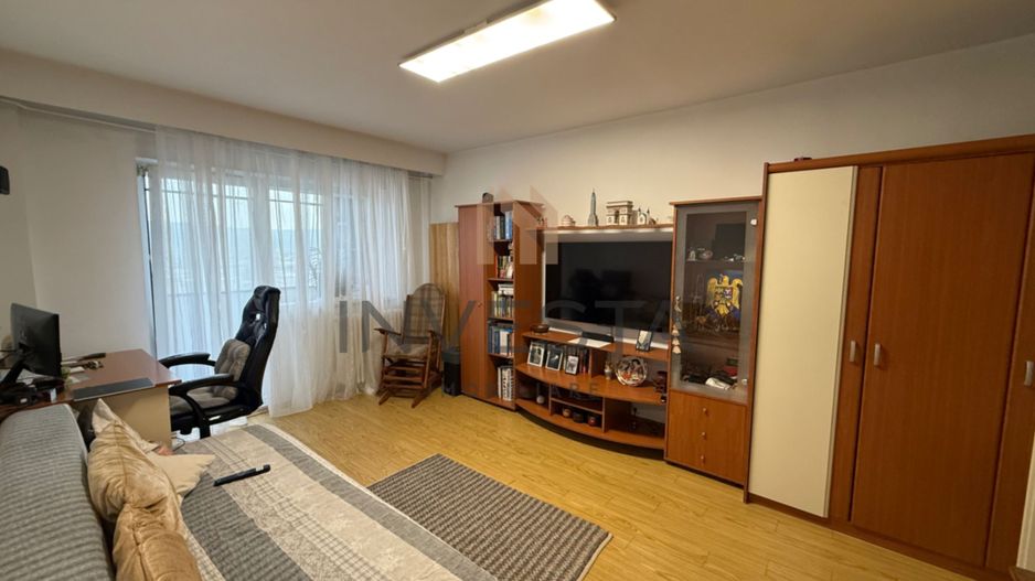 Apartament decomandat cu 4 camere si 2 balcoane - zona Marasti! - Poză 3