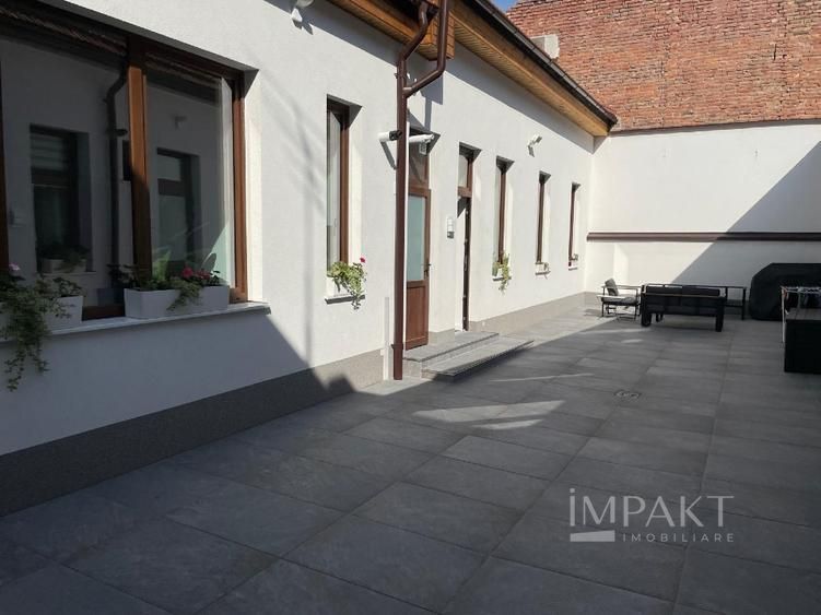 Casă de închiriat cu finisaje de excepție în Zona Semicentrală - Poză 16