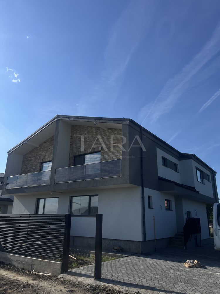 Duplex modern cu teren generos. - Poză 1